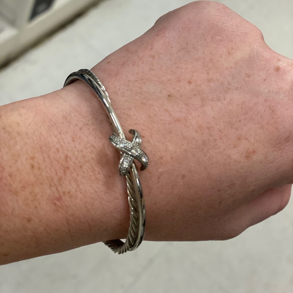 Gorgeous cable cuff bracelet